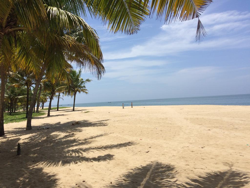Marari John'S Beach Apartment Mararikulam Bagian luar foto